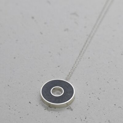 Round concrete necklace