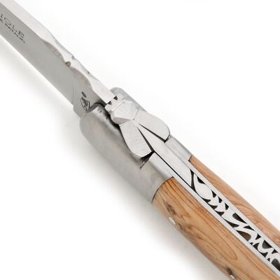 Laguiole Sport knife juniper wood handle