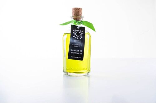 Fragranza VANILLE ET PATCHOULI per ambiente 500 ml con bastoncini in cotone