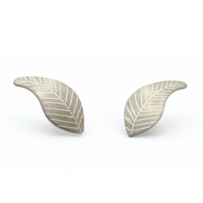 Titanium earrings Leaf Gray. Very light and absolutely allergy free! Available in 5 colours. Handmade in France. TT244-7 GRI