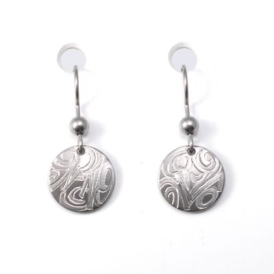 Titanium earrings. Gray. Very light and absolutely allergy free! Available in 5 colours. Handmade in France. TT688 GRI