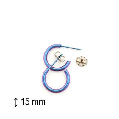 Petites boucles d'oreilles créoles en titane, très légères et absolument sans allergie ! Bleu. Disponible en 5 couleurs. Fabriqué à la main en France. TT703S BL