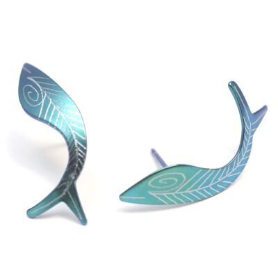 Titanium fish earrings. Green. Very light and absolutely allergy free! Available in 5 colours. Handmade in France. TT657 GRO