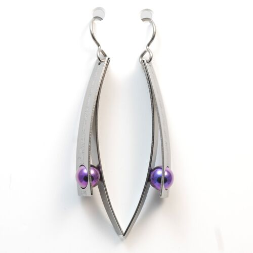 Titanium earrings.  Violet. Very light and absolutely allergy free! Available in 5 colours. Handmade in France. TT685 PA
