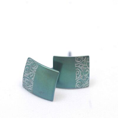 Titanium Earrings. Green. Very light and absolutely allergy free! Available in 5 colours. Handmade in France. TT489 GRO
