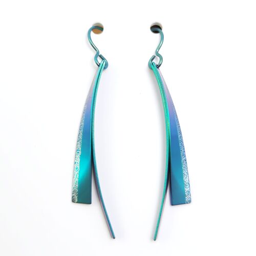 Titanium Earrings. Green. Very light and absolutely allergy free! Available in 5 colours. Handmade in France. TT235F GRO