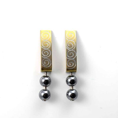 Titanium Earrings. Yellow. Very light and absolutely allergy free! Available in 5 colours. Handmade in France. TT623 GE