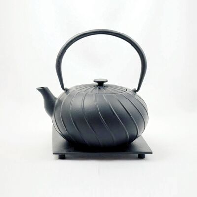 Nami cast iron teapot 1.0l black with saucer