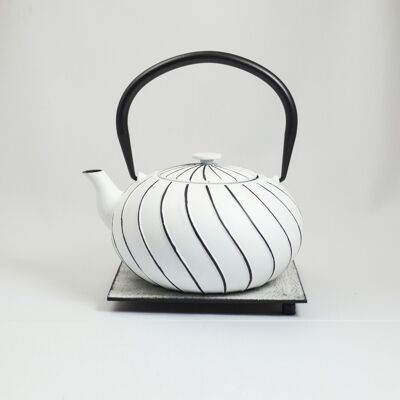 Nami cast iron teapot 1.0l white-black with saucer