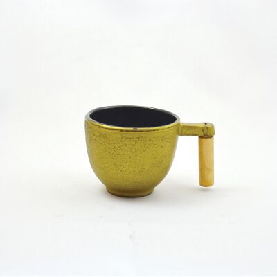 Tea cup iron round wood gold