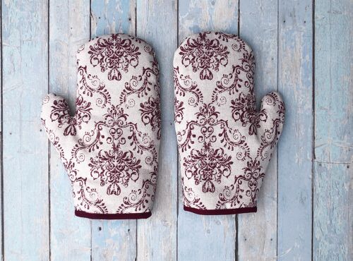 Damask print oven mitt. Soft durable oven glove. Red damask print baking glove. Oven mitten. Kitchen gloves. Housewarming gift