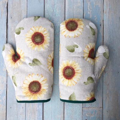 Sunflowers oven mitt. Soft durable oven glove. Floral baking glove. Oven mitten. Kitchen gloves. Housewarming gift. Shabby chic farmhouse