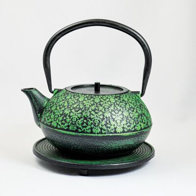 Mari teapot made of cast iron 1.2l black-light green