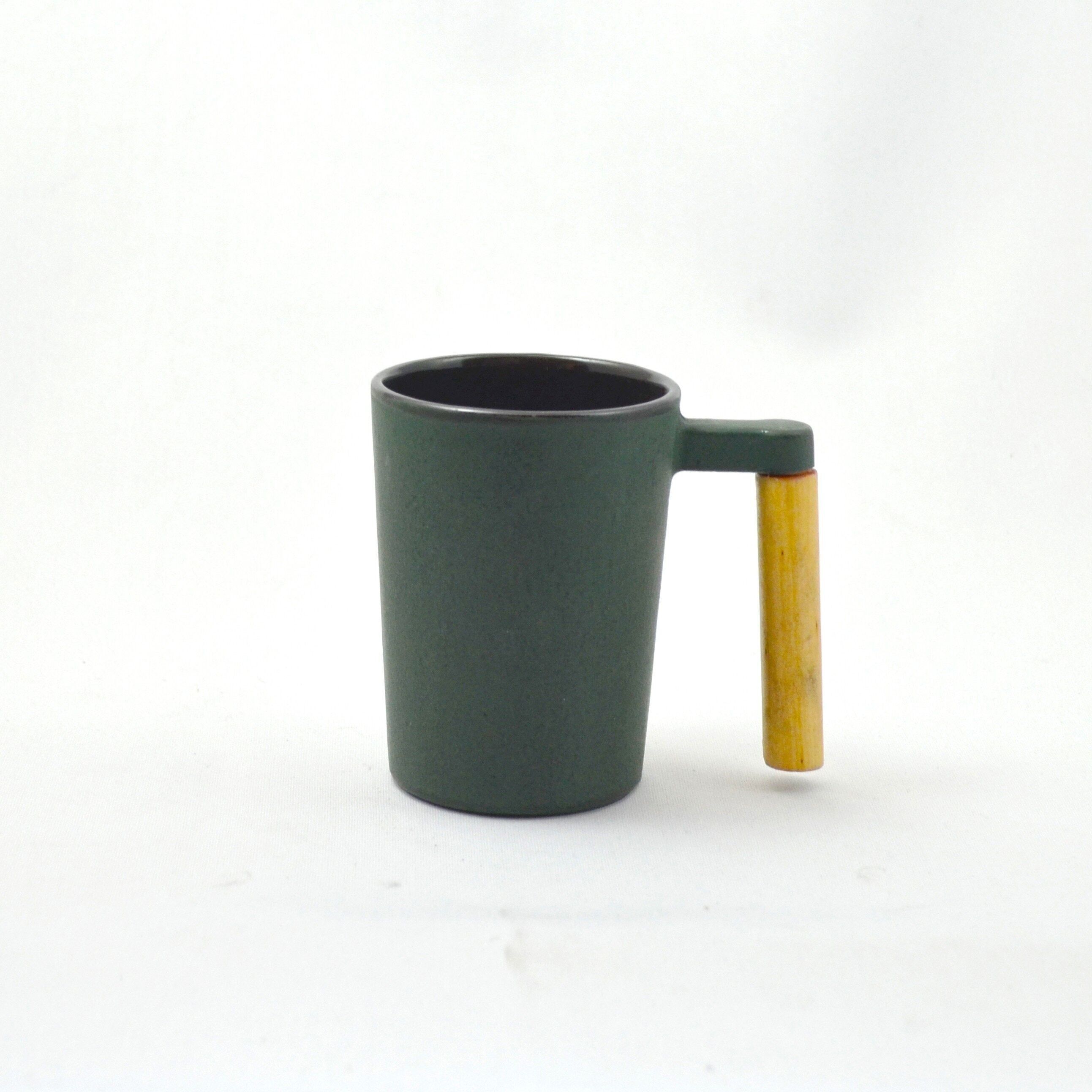 Teecup 8.5H ferro con legno verde