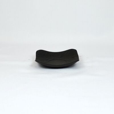 Iron saucer, plate cast iron flower black, set of 6