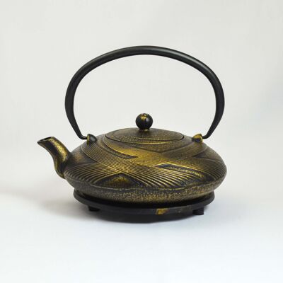 Hqui 0.8l cast iron teapot black gold