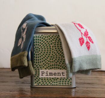 2 paires de chaussettes en coton bio dans leur boite Chaussettes Piment 1
