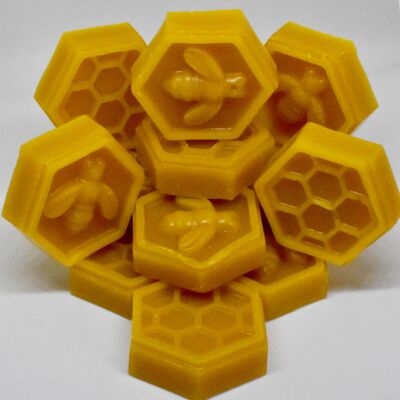 Fondre de cire d'abeille en forme de nid d'abeille