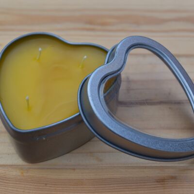 Beeswax candle in heart shape tin