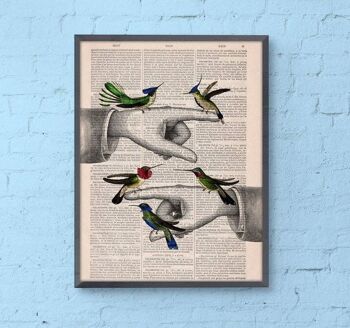 Cadeau pour lui, Cadeaux de Noël, Colibris avec des mains pointées, Art mural, Décoration murale, Art cadeau pour la maison, Art mural de pépinière, Impressions, ANI111 - Page de livre S 5x7 1