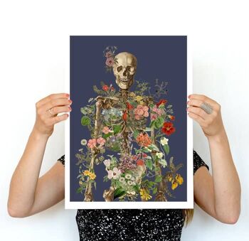 Squelette recouvert de fleurs à l'imprimé nuit profonde (sans cintre) 1