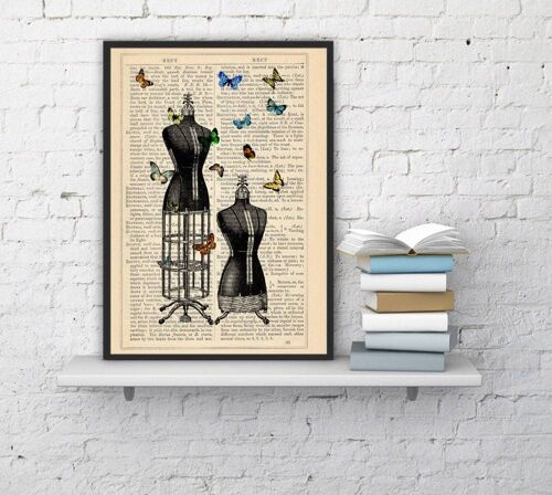 Wall art prints Butterfly collage Dress - Book Page L 8.1x12 (No Hanger)
