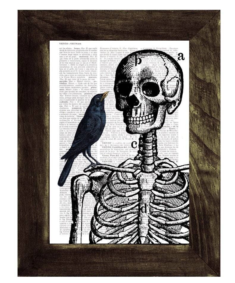 Xmas Svg, Weihnachtsgeschenk Arzt Geschenk Skelett und Krähe Druck auf Vintage Buchseite Halloween Dekor anatomische Kunst, Medizinstudenten Geschenk SKA071 - weiß 8 x 10