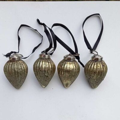Rustic Aged Baubles - Set of 4