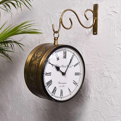 Horloge suspendue double face de style vintage avec finition en laiton antique