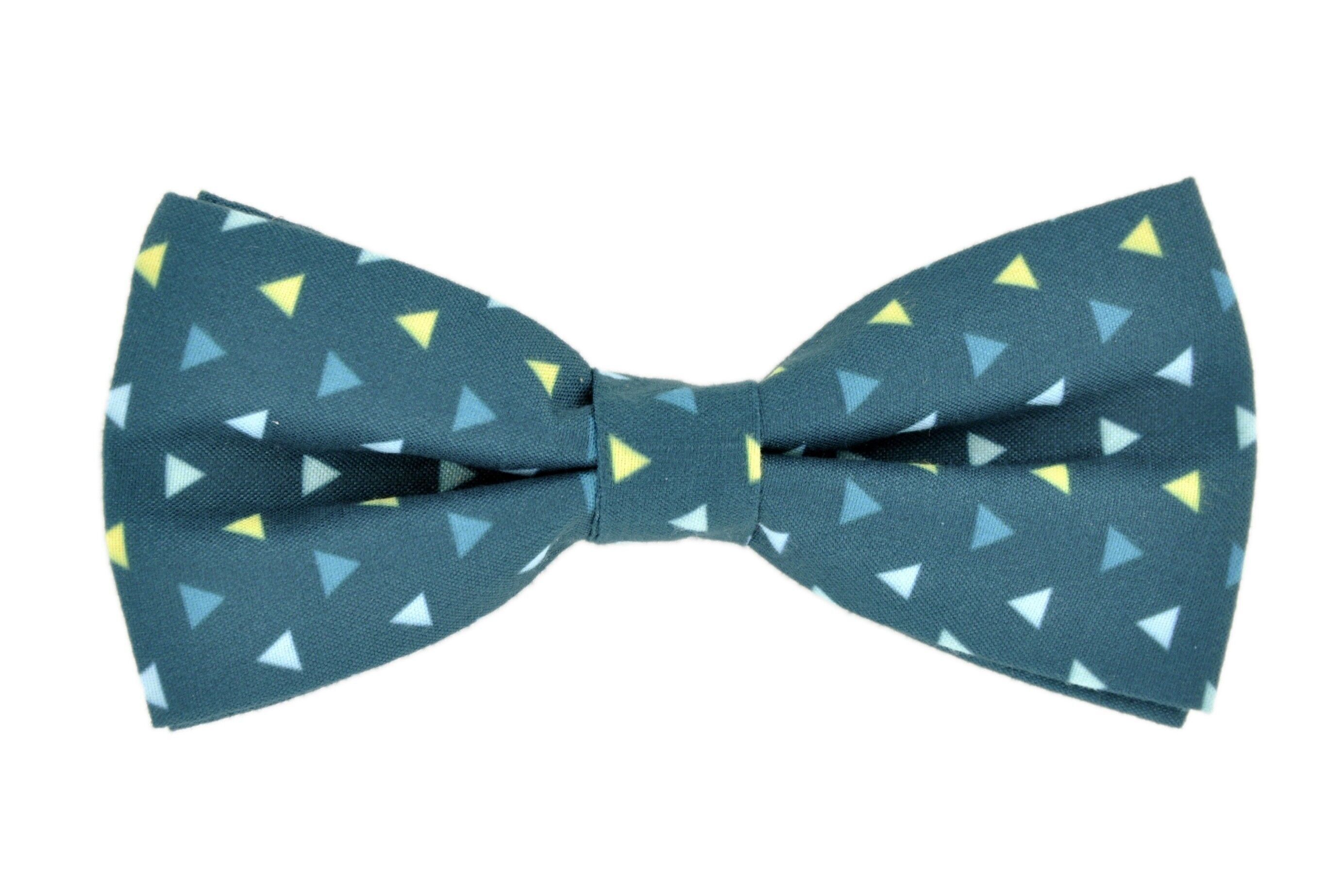 Pajarita triangular de diseño