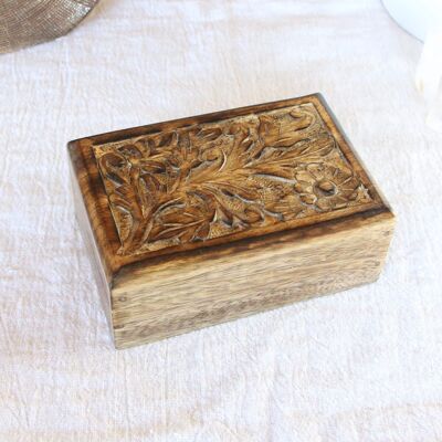Box carved in mango wood