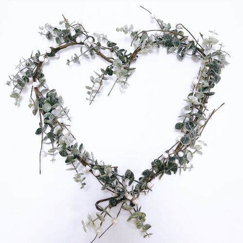 Berry & Eucalyptus Garland