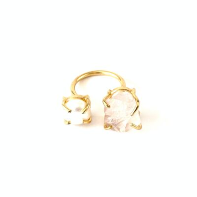 Women's rings, gold-plated with rose quartz and pearl.   Trend jewelry.   Adjustable.   Golden.   Hand made.  	Weddings, guests.