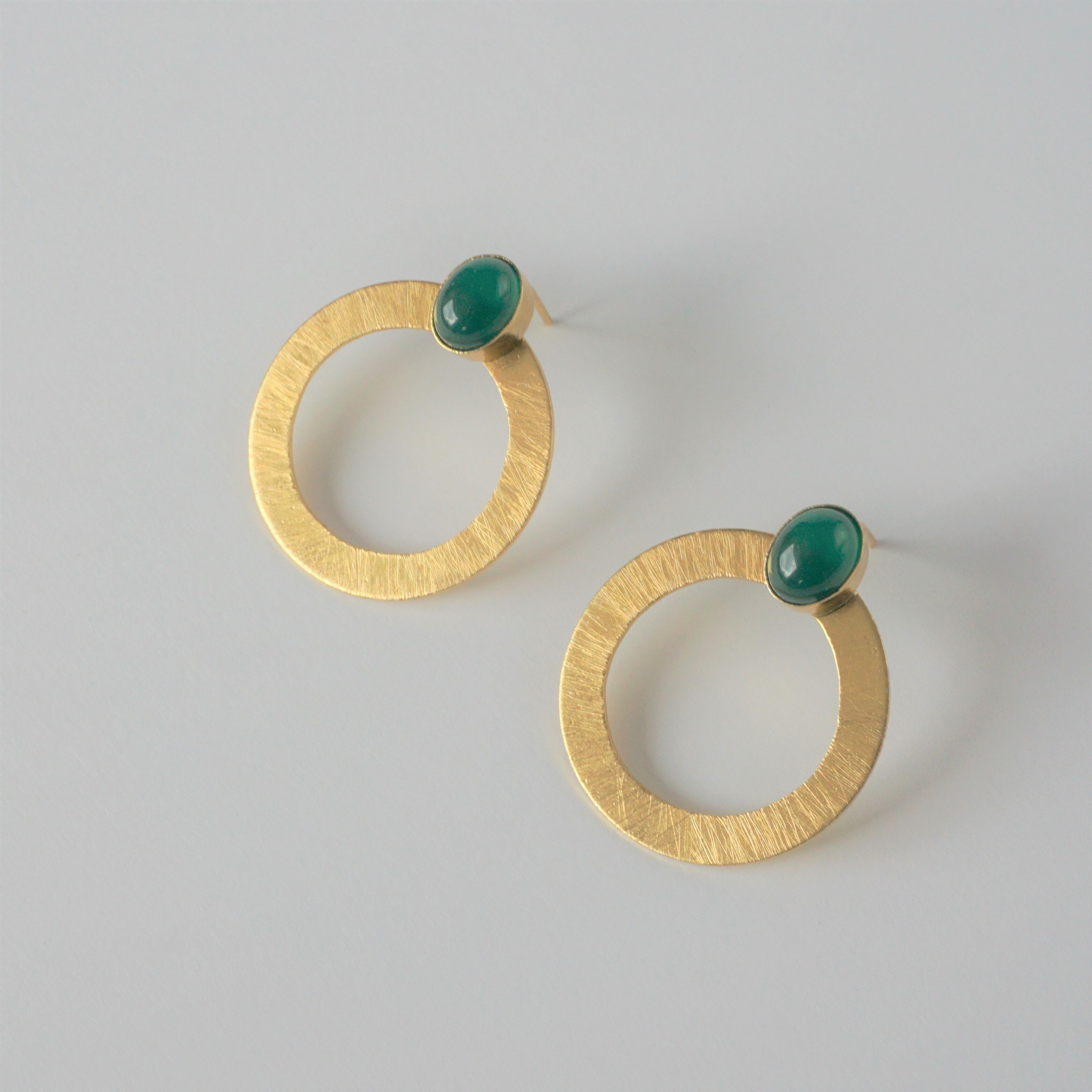 Orecchini in pietra verde