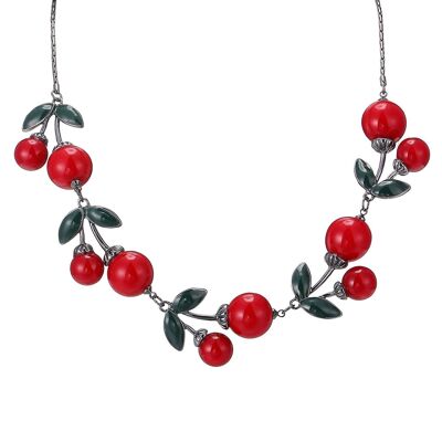 Merve cherry necklace