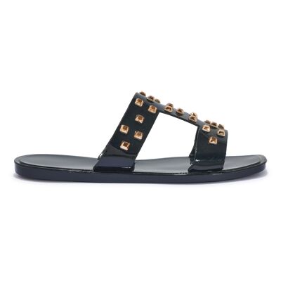 PATENT LEATHER STUDDED SANDAL