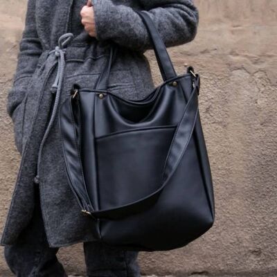 Black IKS pocket bag / everyday bag / minimal / industrial
