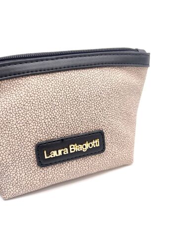 Marque Laura Biagiotti, Beauty bag en ecopelle stampata, fabriqué en Chine, art. LB112-8 3