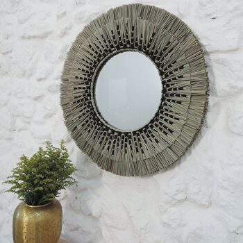 Miroir rond en paille de mendong naturel et noir 60 cm - Sorong 1
