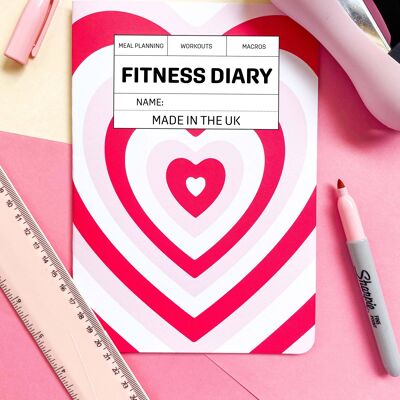 Fitness-Journal mit Herzen