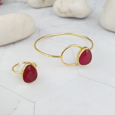 Conjunto de brazalete y anillo Saira Teardrop Jade rojo (SN100)