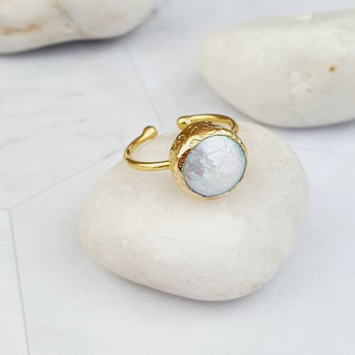 Saira Round Pearl Ring (SN403)