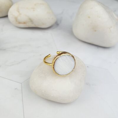 Saira Round Mother of Pearl Ring (SN406)