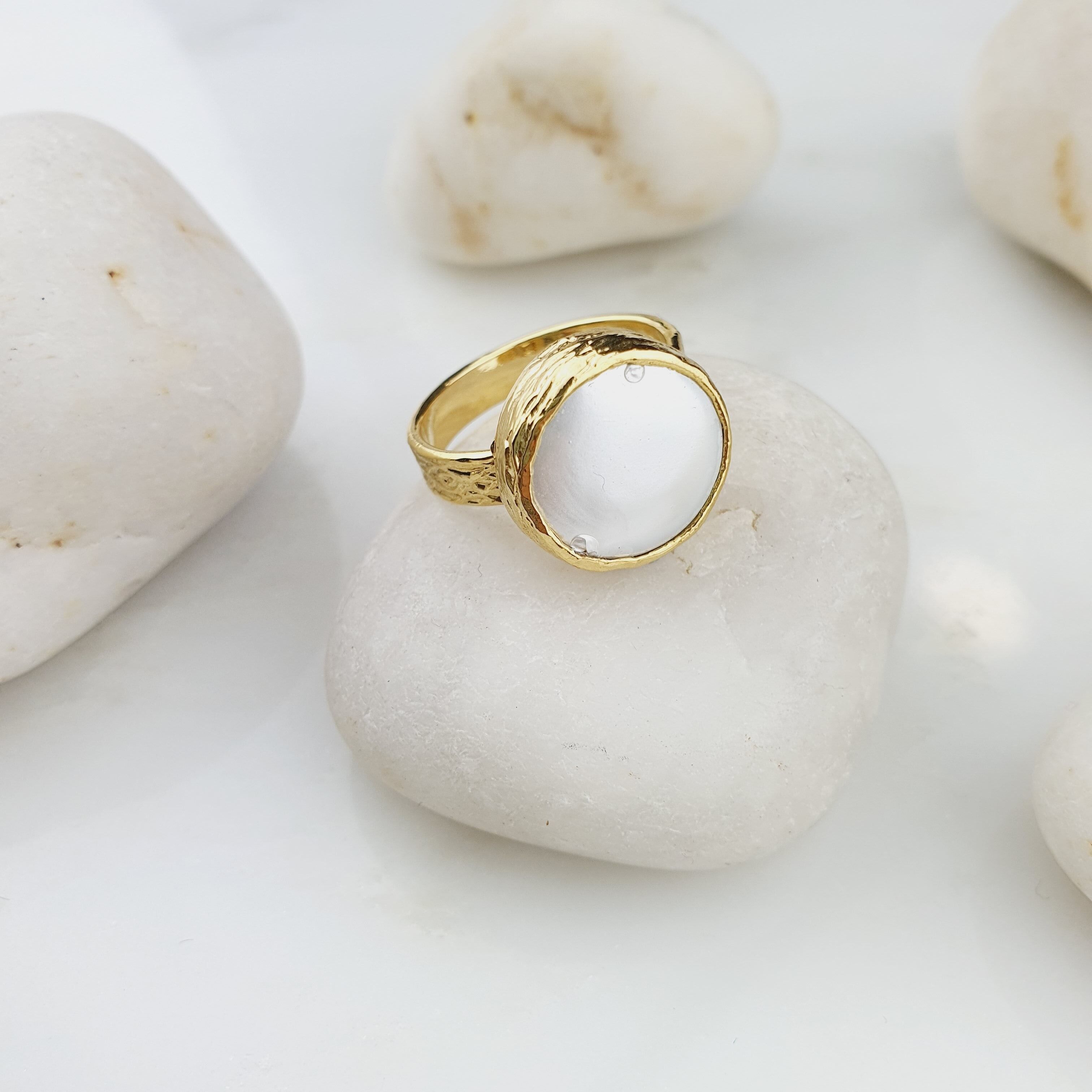 Majorica on sale pearl ring