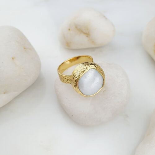 Zerdeh Fresh Water Pearl Ring (SN479)