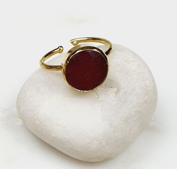 Bague une pierre en jade rouge (SN493)