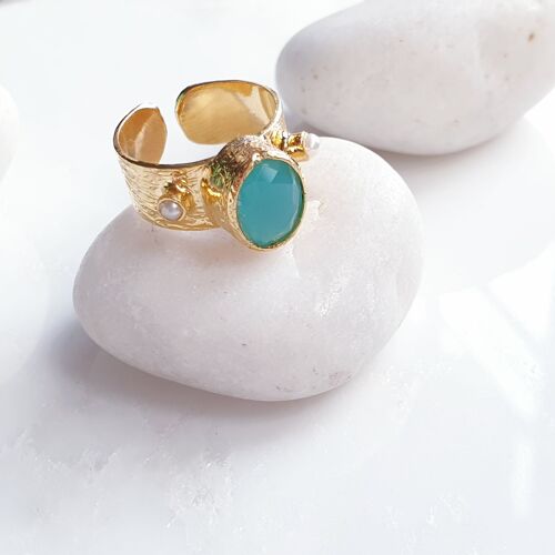 Oval Aquamarine and pearl ring (SN750)