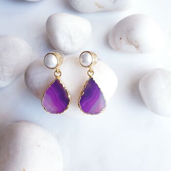 Boucles d'oreilles en forme de larme avec agate violette et perle (SN764)
