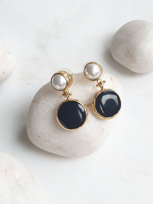 Hanifeh Black Onyx and Pearl Earrings (SN914)