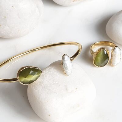 Juego de brazalete y anillo con perla y ojo de gato verde oliva en forma de lágrima (SN941)